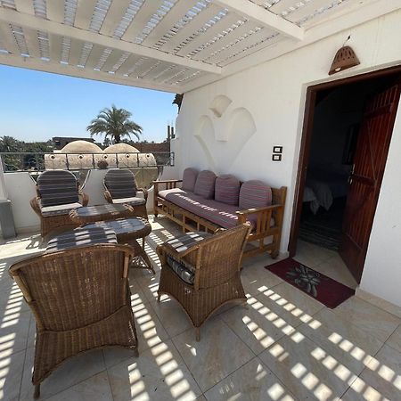 Villa Giulio Luxor Guest House Esterno foto