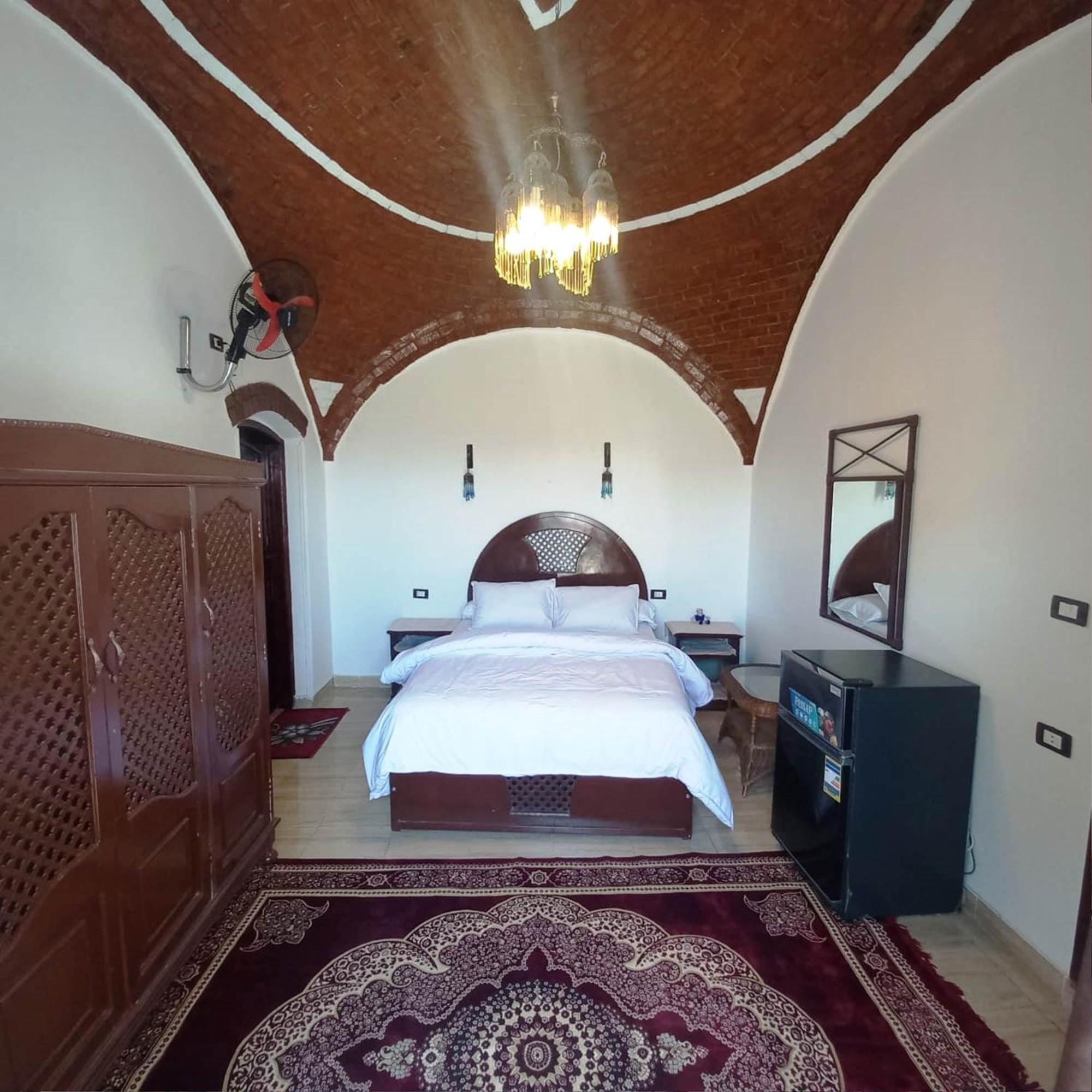 Villa Giulio Luxor Guest House Esterno foto