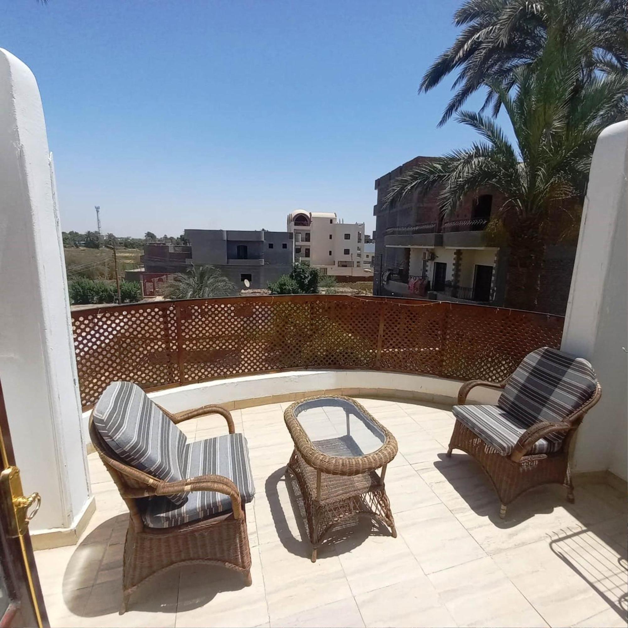 Villa Giulio Luxor Guest House Esterno foto