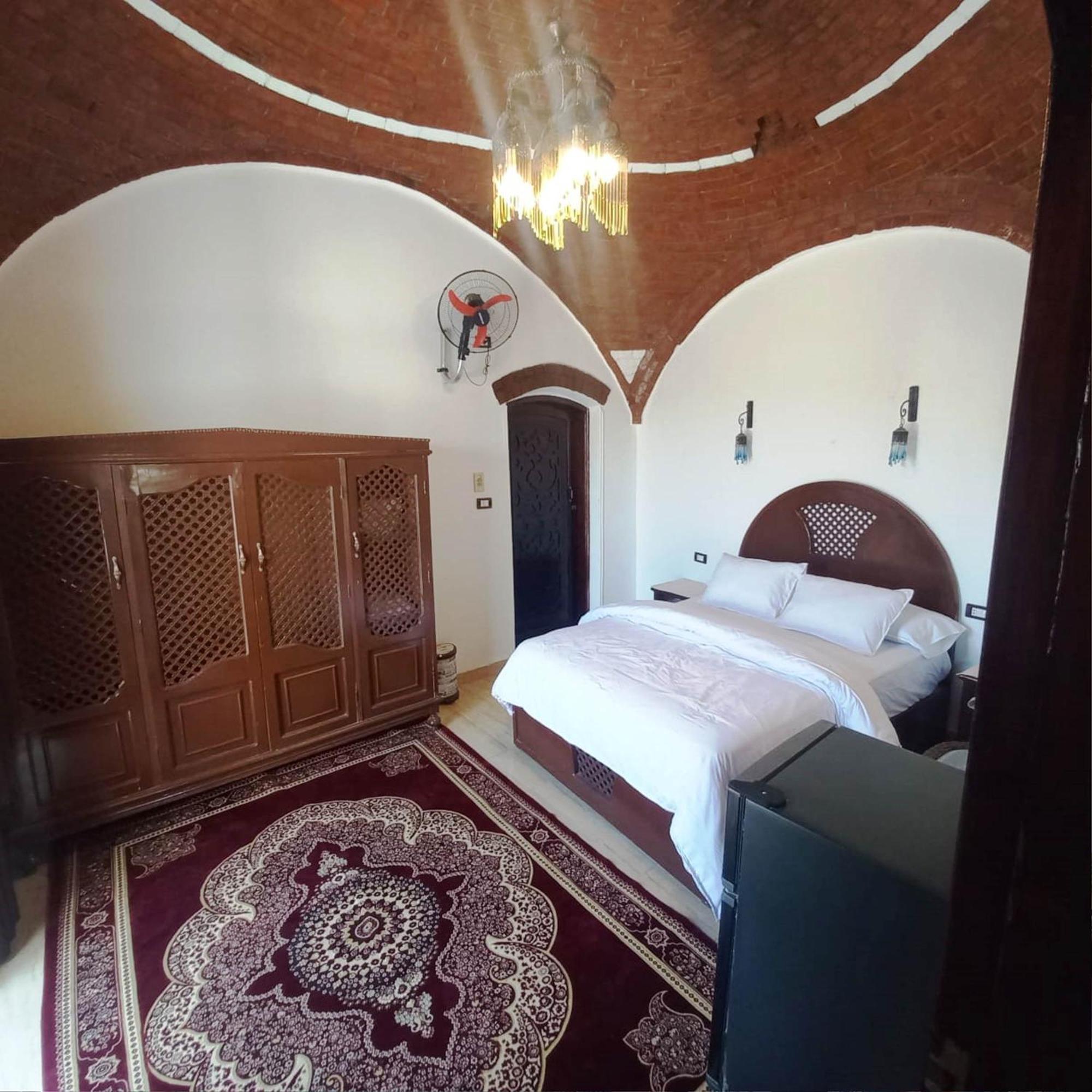 Villa Giulio Luxor Guest House Esterno foto