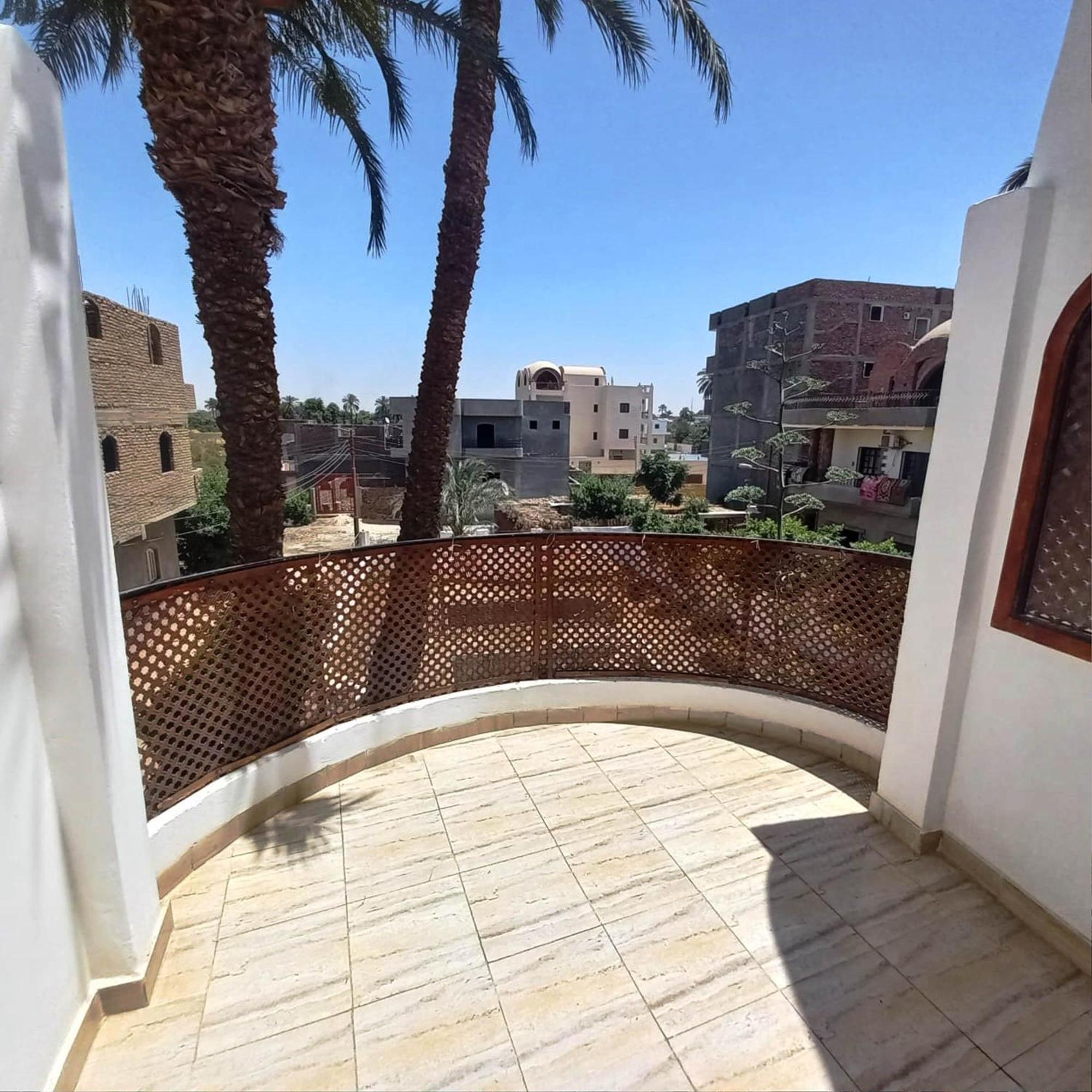 Villa Giulio Luxor Guest House Esterno foto