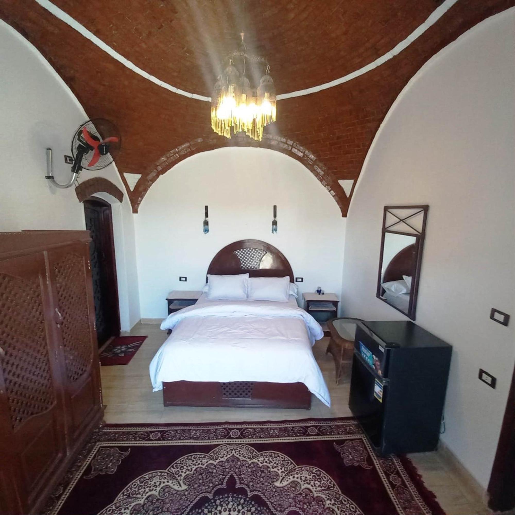 Villa Giulio Luxor Guest House Esterno foto
