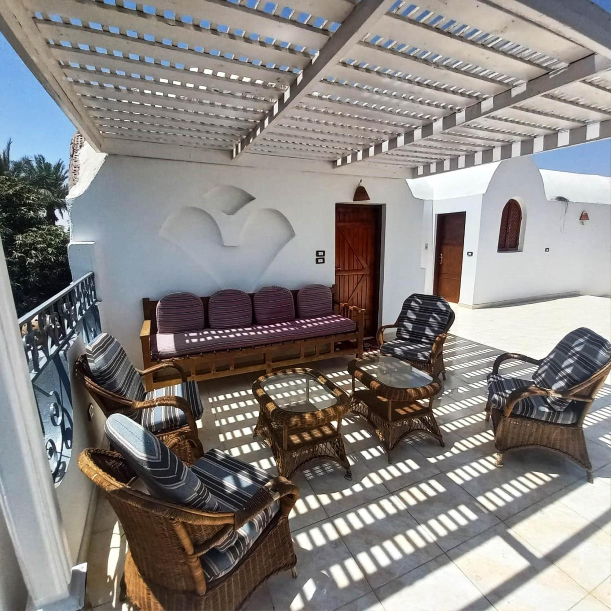 Villa Giulio Luxor Guest House Esterno foto