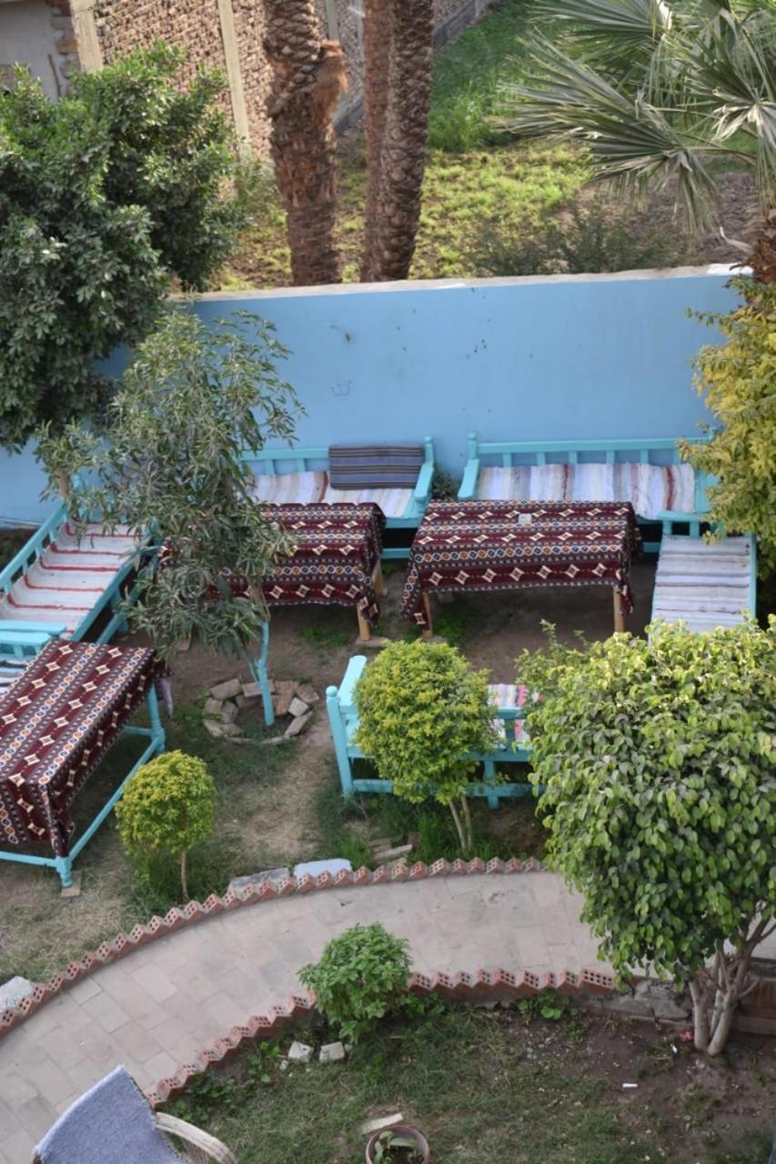 Villa Giulio Luxor Guest House Esterno foto