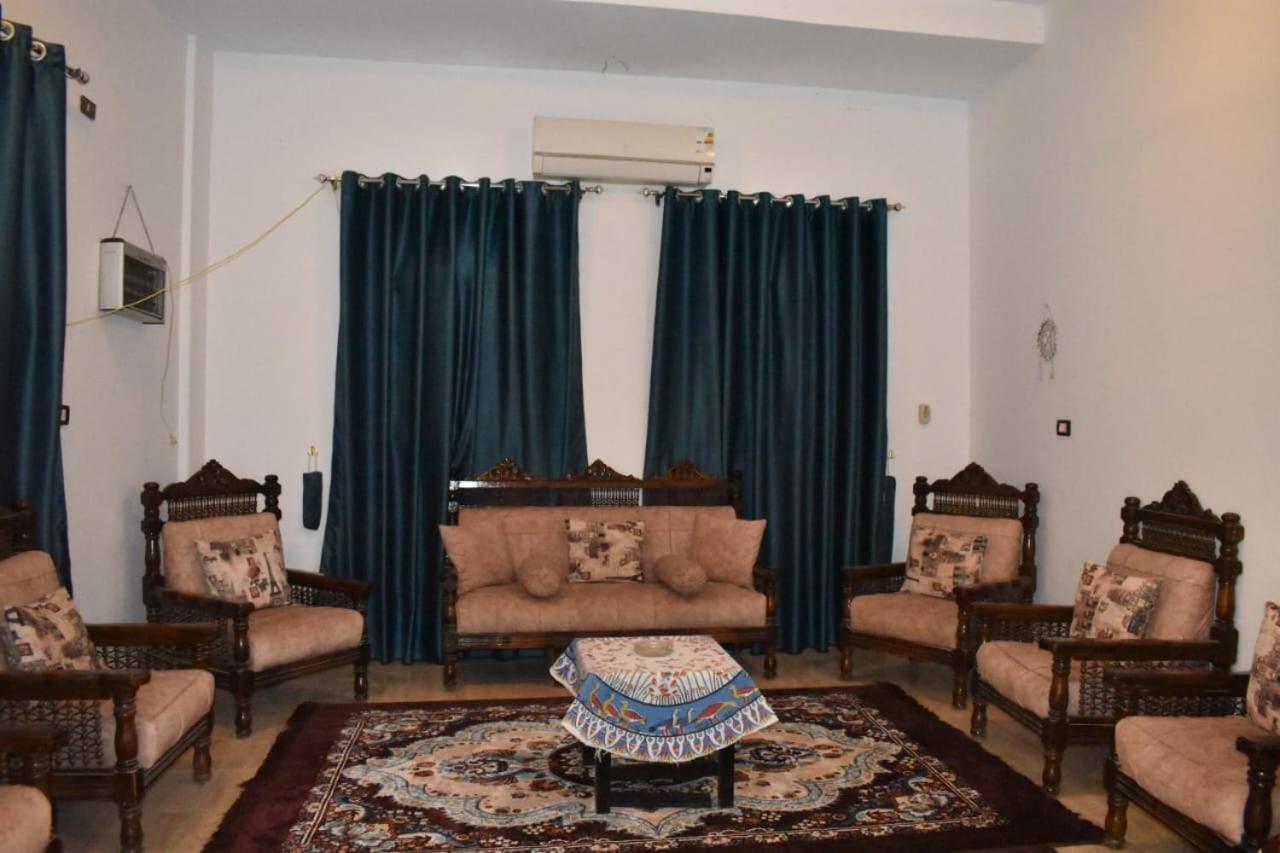 Villa Giulio Luxor Guest House Esterno foto
